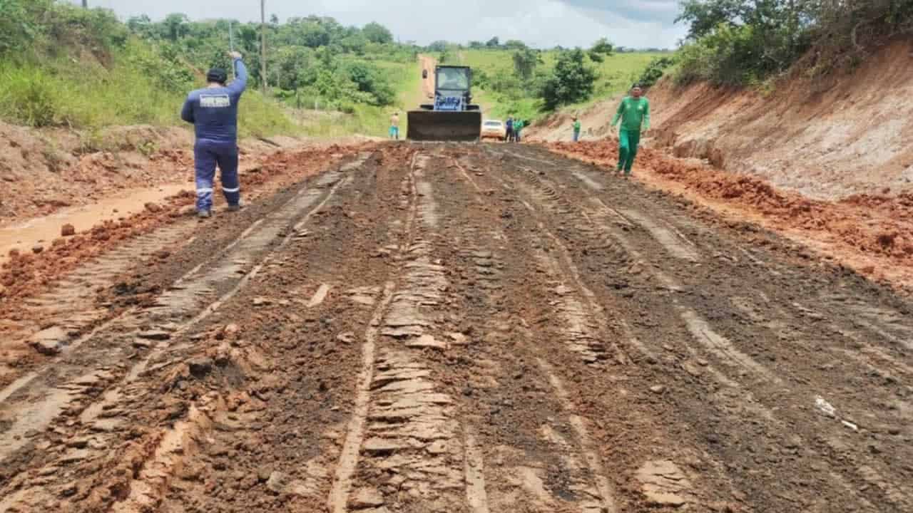 Equipes do Deracre levam ações emergencias em período invernoso. Foto: Ascom Deracre