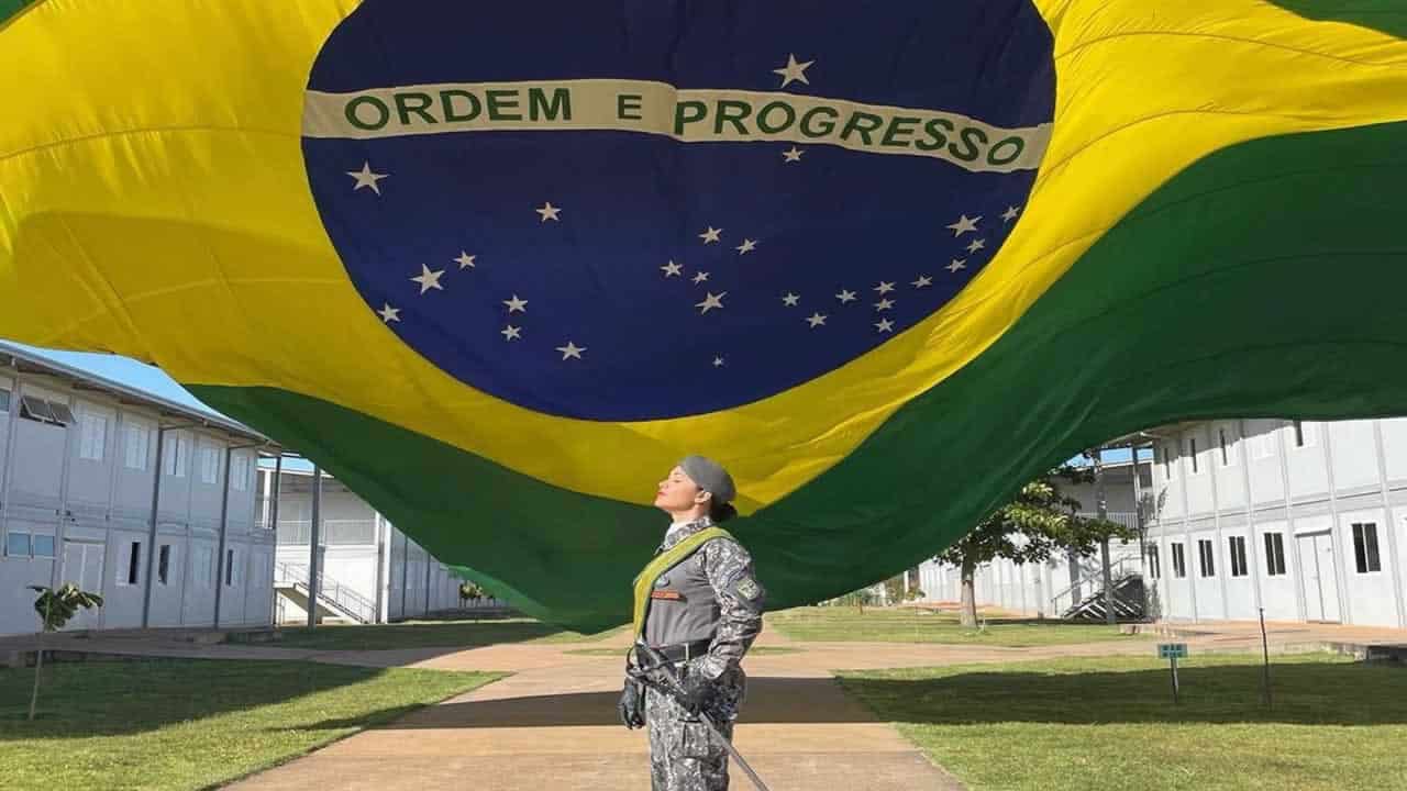 25 Dayanne Andrade, única mulher a compor a equipe, é tenente do Corpo de Bombeiros Militar do Acre. Foto: Cedida.