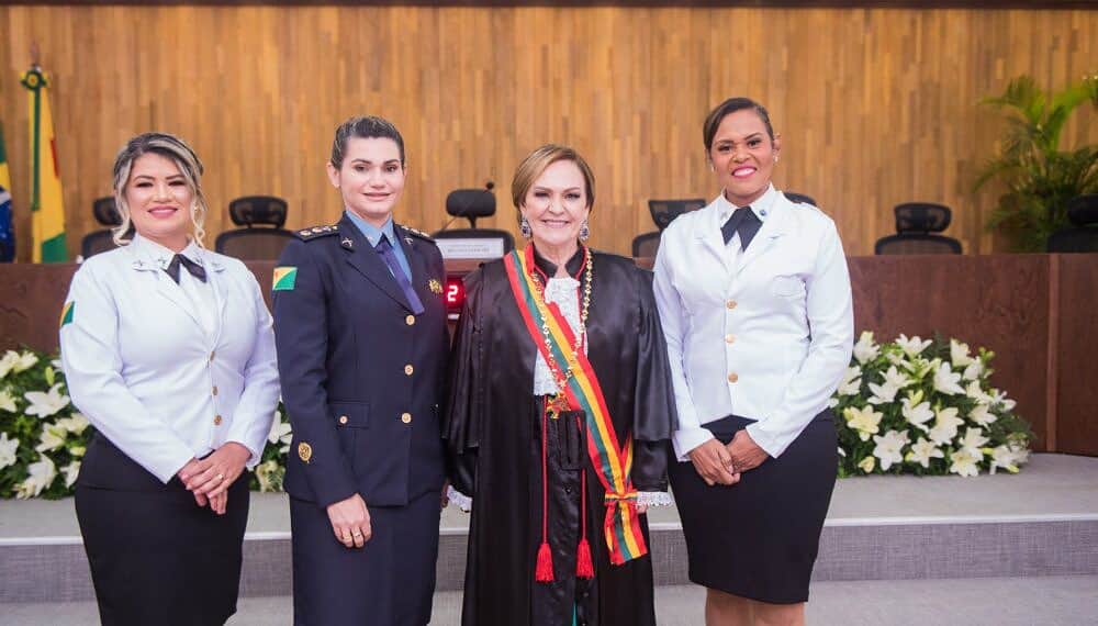 7287F111-3AD1-4019-997D-DF01264BD414 7287F111-3AD1-4019-997D-DF01264BD414