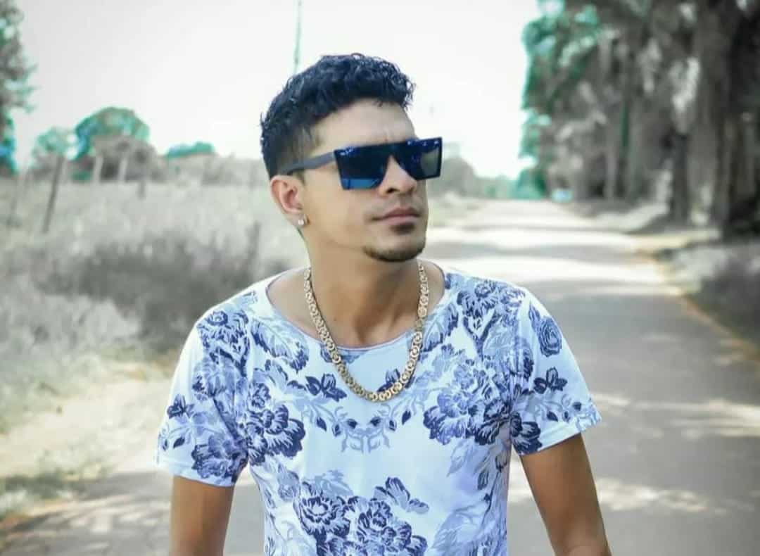 8165028F-B533-4673-913F-F0D0A755D80F