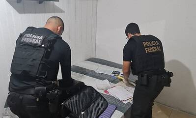 AC7FDF2C-6183-49FC-96D9-066BC15E0D1E