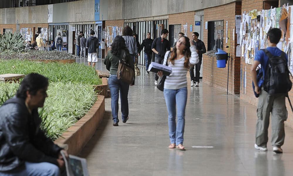 C1DA018A-8E1C-4258-BF33-17430A5F5A27 C1DA018A-8E1C-4258-BF33-17430A5F5A27