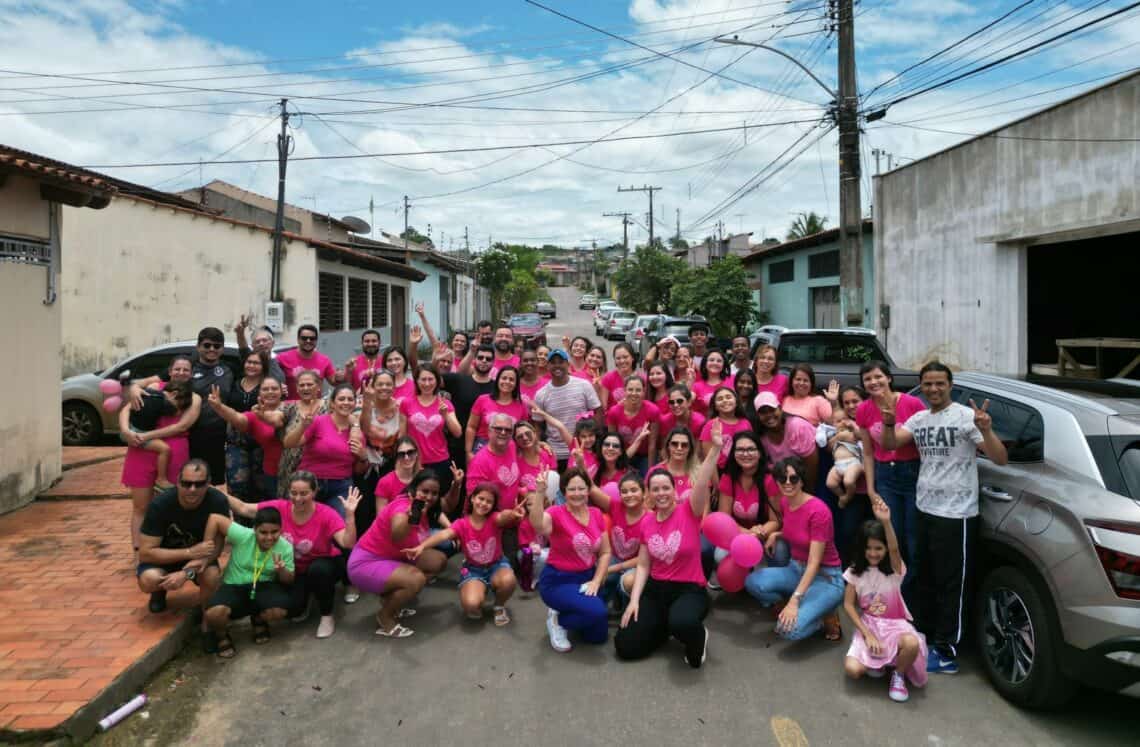Acreana que venceu o câncer de mama é recebida com ‘carreata da cura’