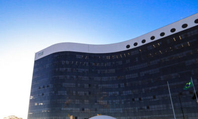 fachada-do-tse-24022023121457052 Fachada do TSE em Brasília, onde os ministros analisam uma suposta fraude de partidos