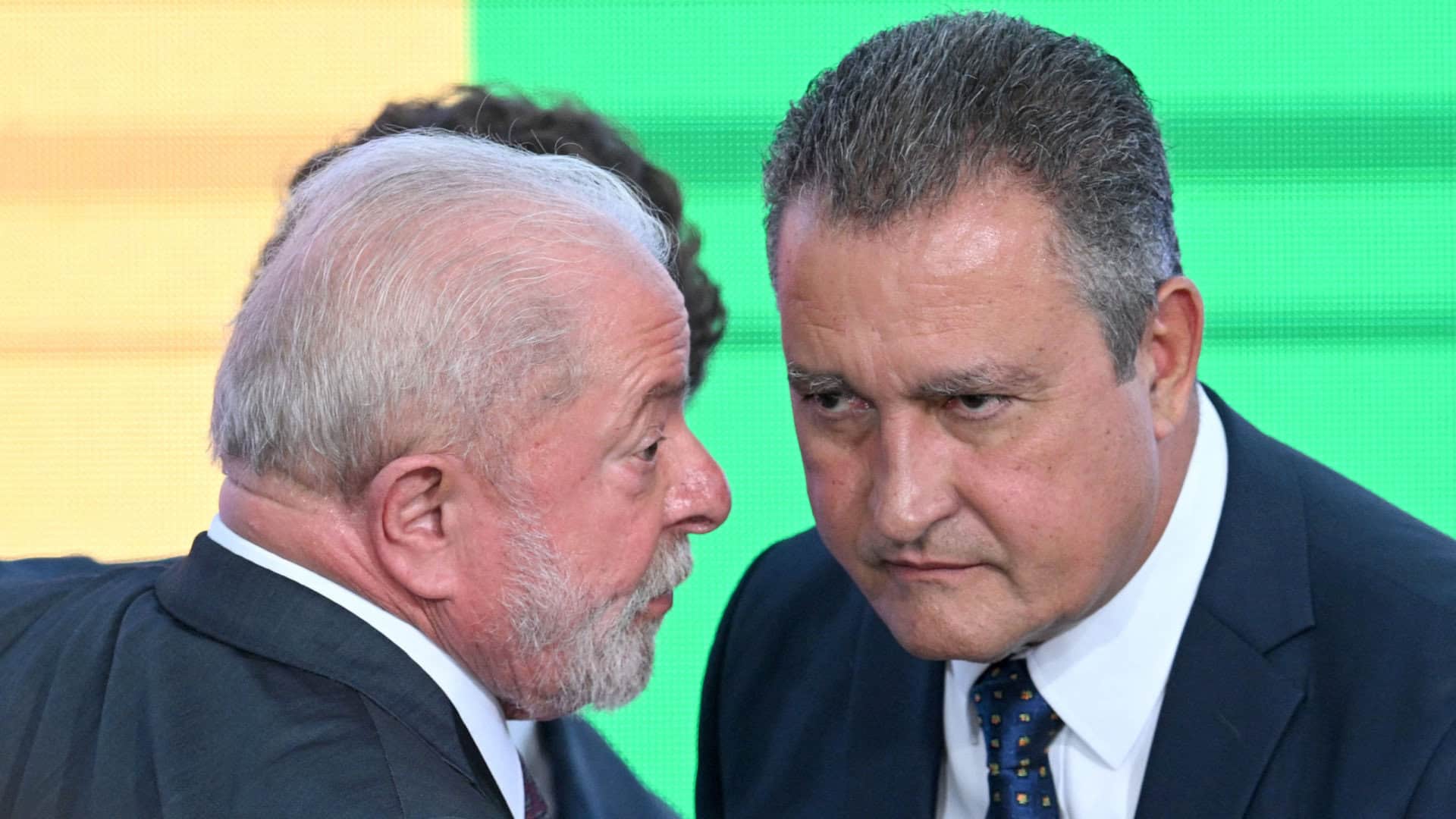 Governo vai tirar bolsonaristas ‘escondidos às pencas’ no governo