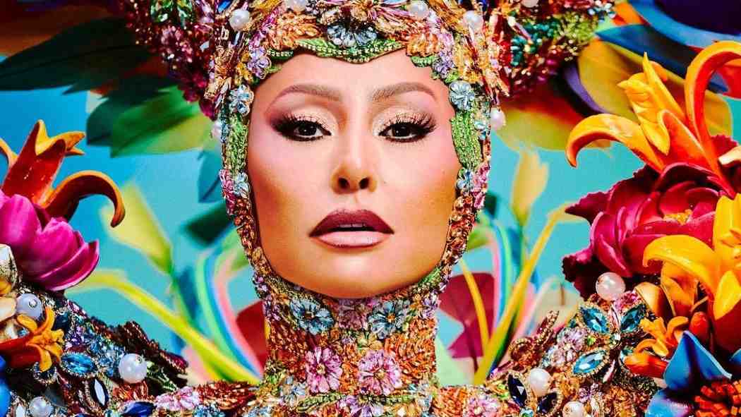 Anitta reage à fantasia de Sabrina Sato: ‘Passada’