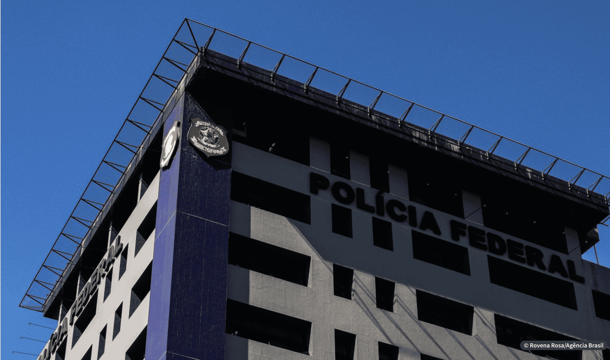 Polícia Federal investiga pesca e comercialização ilegal de lagosta no Ceará