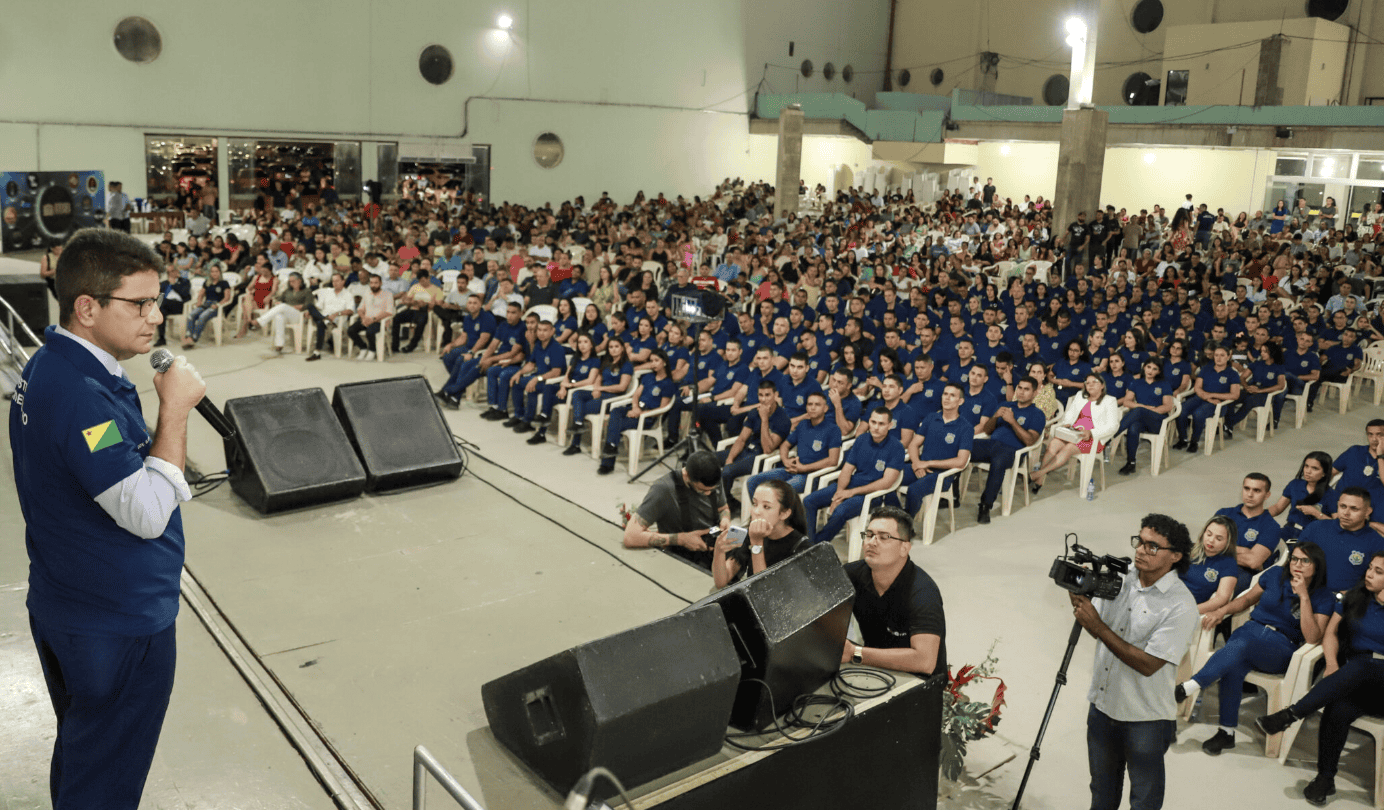 Governo forma 292 agentes do Instituto Socioeducativo
