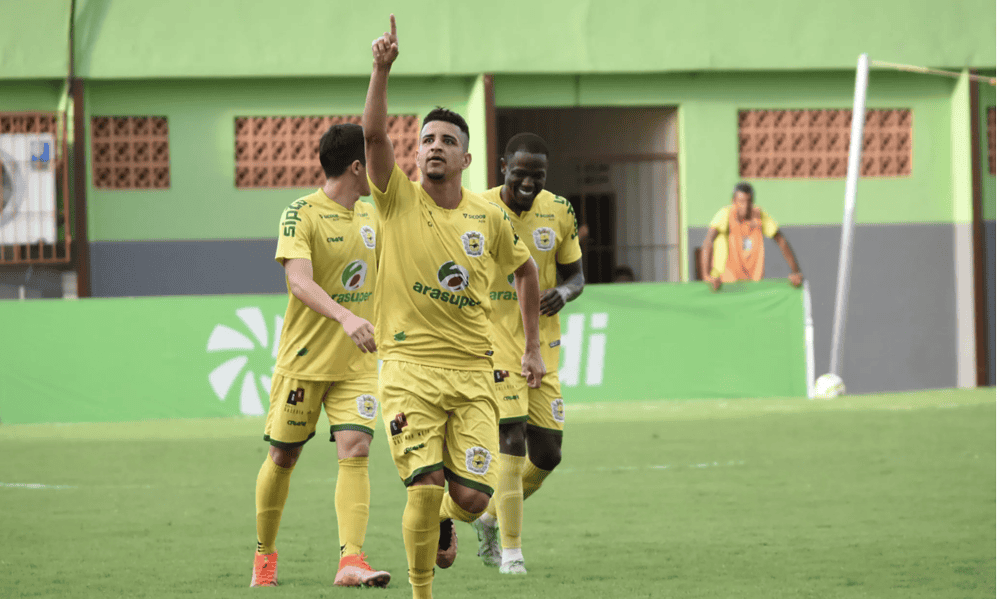 Captura de Tela 2023-03-12 às 06.37.37