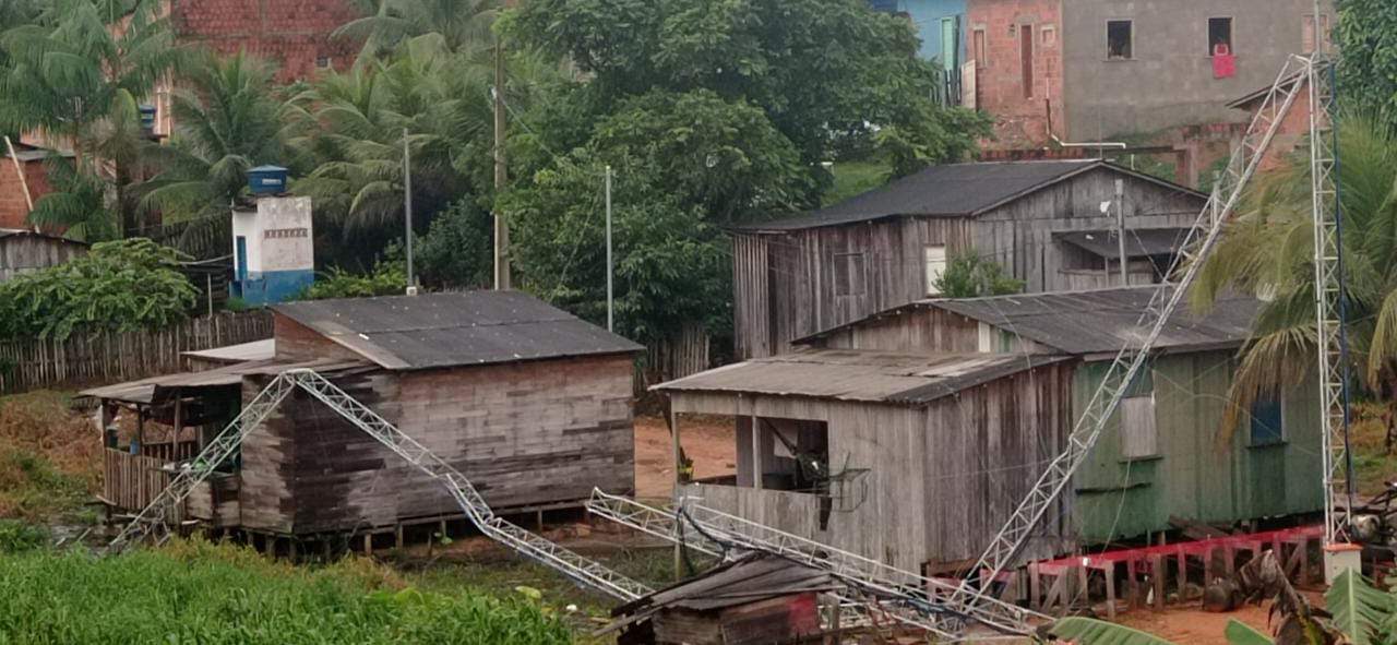 Torre de internet cai em Sena Madureira devido a forte temporal