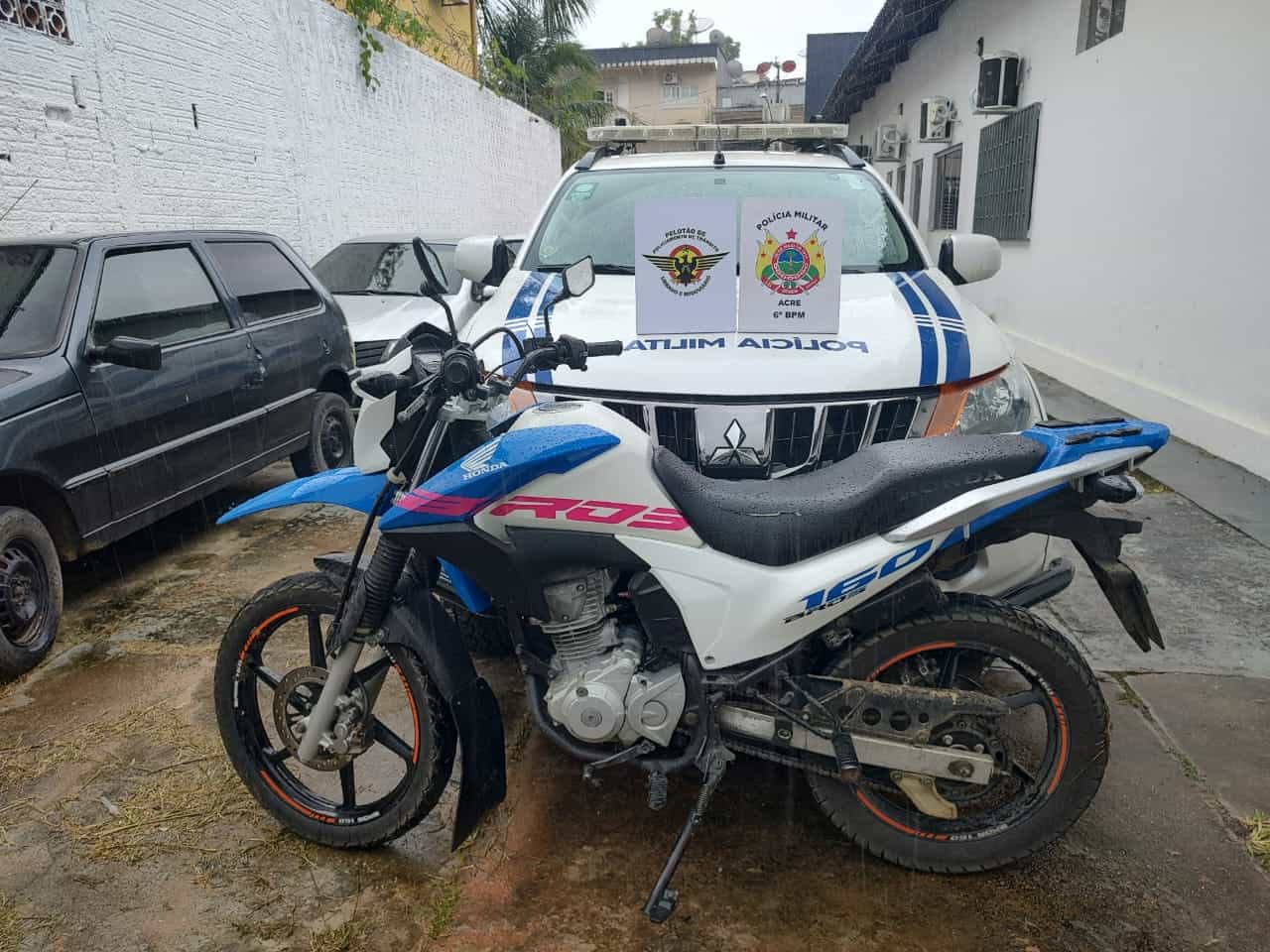 Policia Militar prende homem com motocicleta roubada em Cruzeiro do Sul