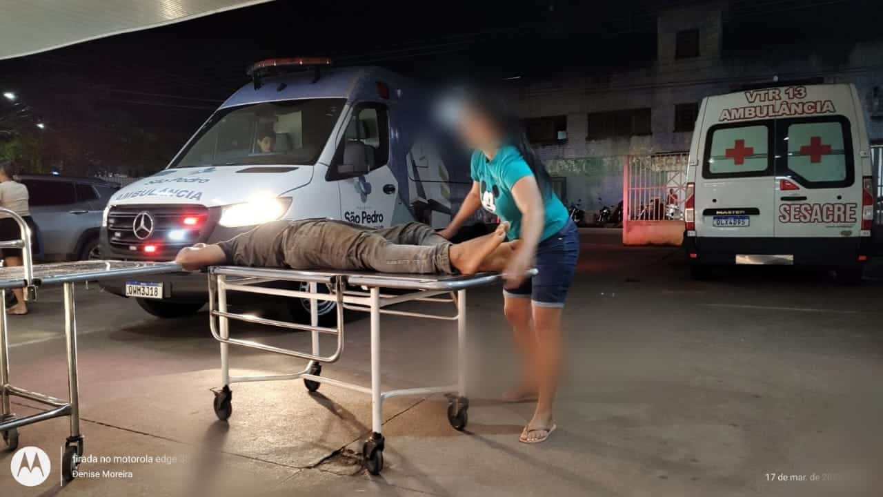 Jovem de 19 anos leva descarga elétrica e vai parar no P S