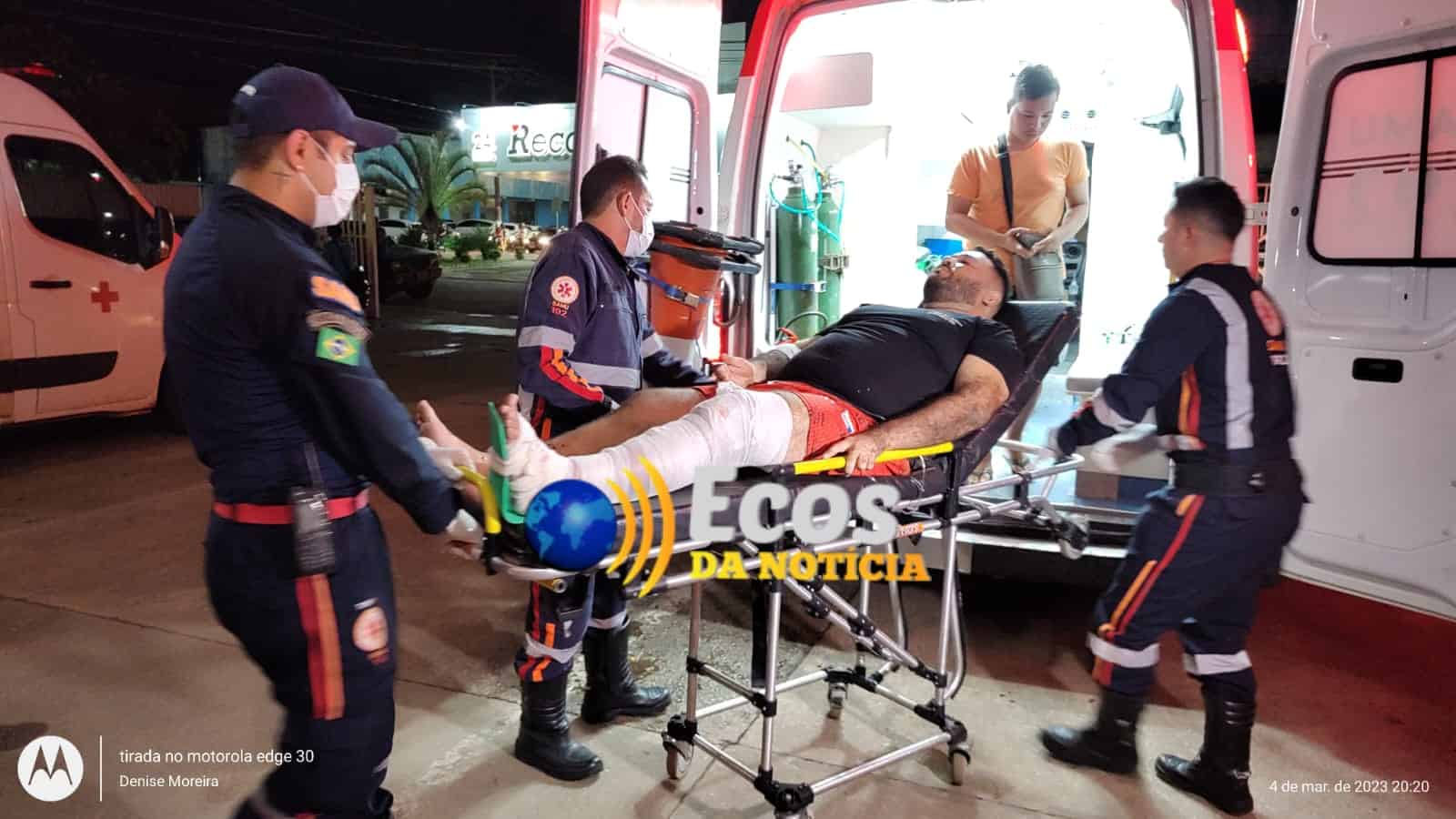 Colisão entre carro e moto deixa um ferido na Estrada da Sobral