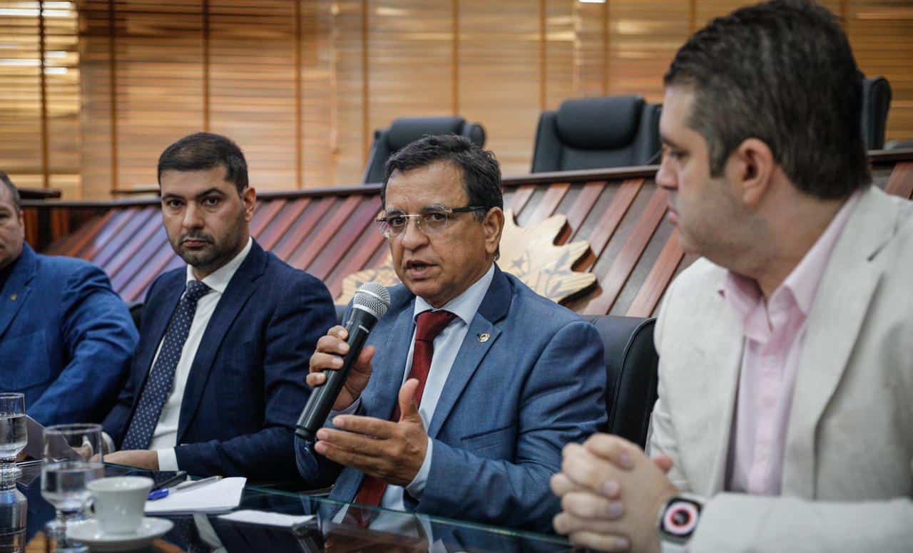 Em reunião na Aleac, prefeitura de Rio Branco é alvo de críticas