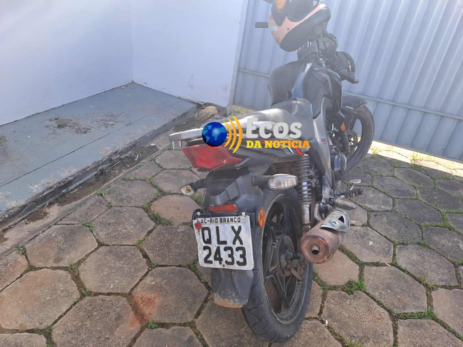 Motocicleta roubada é recuperada pela Polícia Militar no Segundo Distrito