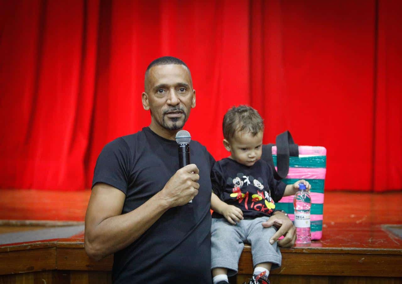 Rick Chesther fala da sua história de superação para acreanos