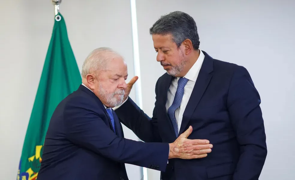 2023-01-11t163110z-704170597-rc2foy9mg1al-rtrmadp-3-brazil-politics