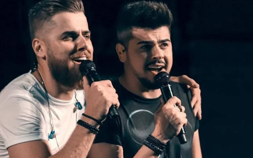 Design-sem-nome-100-2 Design-sem-nome-100-2