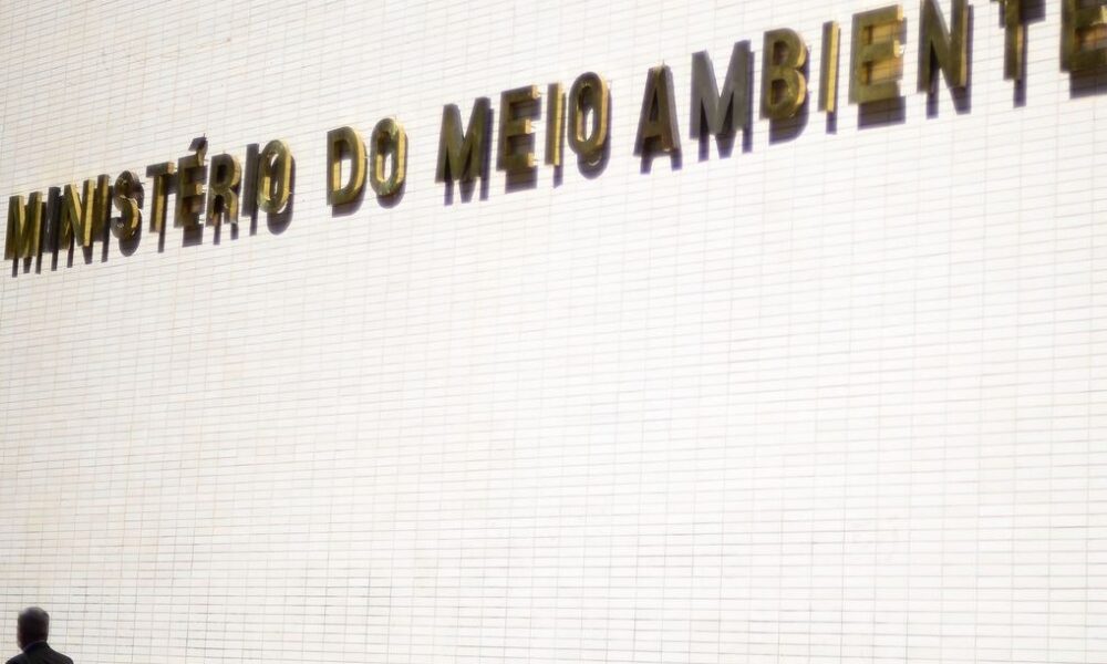 WhatsApp Image 2023-05-02 at 12.25.48 WhatsApp Image 2023-05-02 at 12.25.48