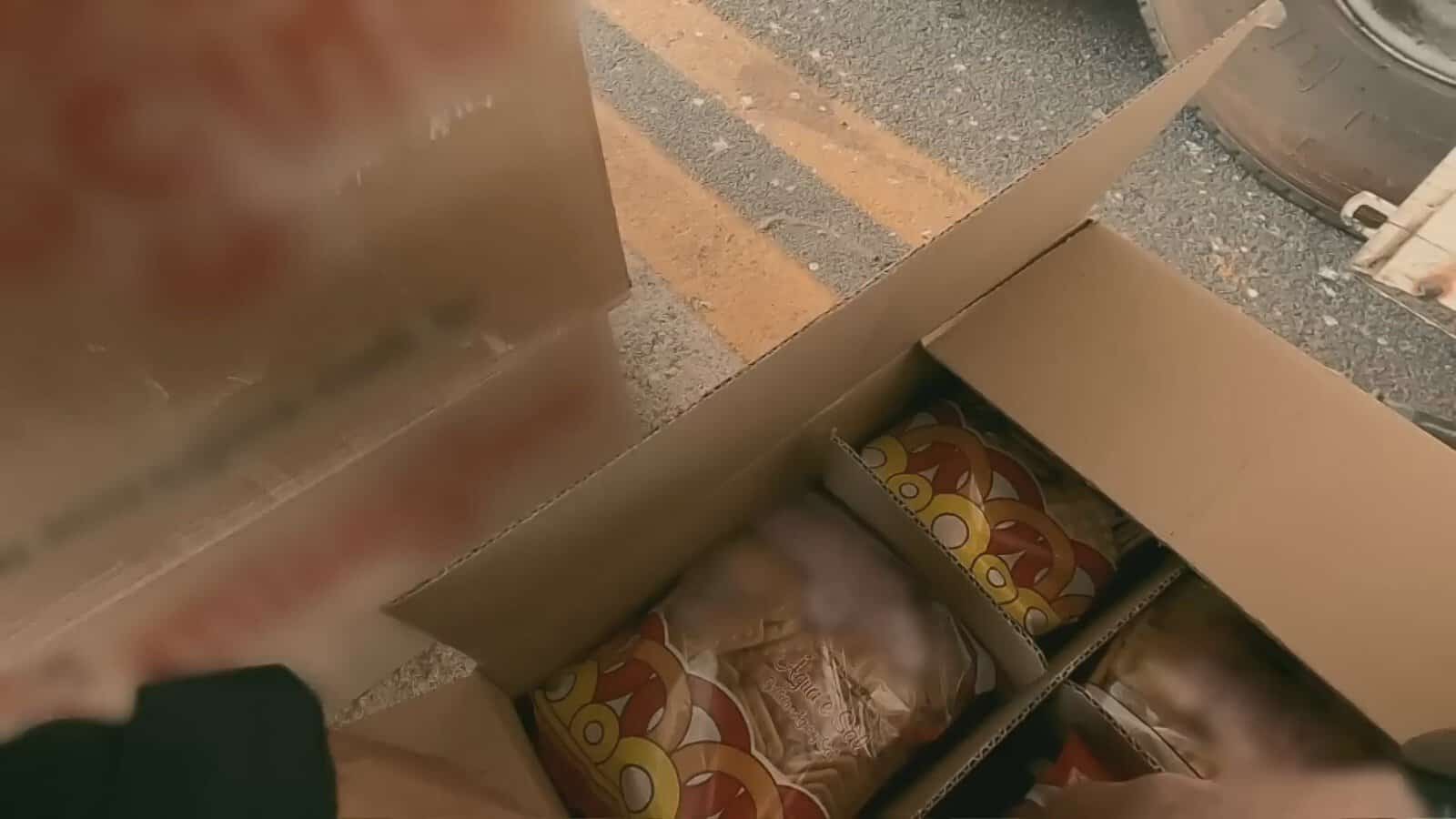 Discovery mostra motorista sendo preso com droga em meio a carga de Miragina