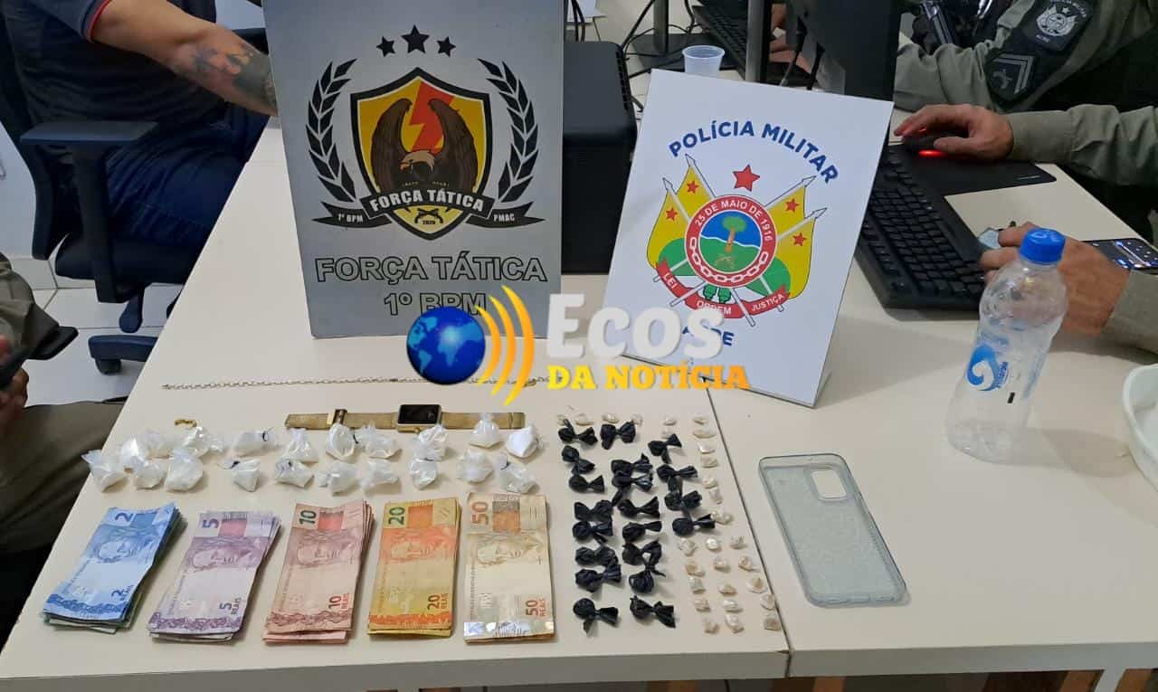 Homem é preso com 68 trouxas de droga e dinheiro do tráfico