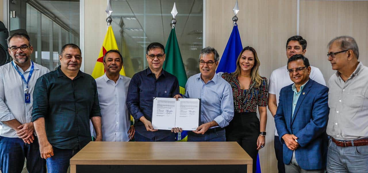 Apex e Sebrae assinam convênio de R$ 650 mil para empresas