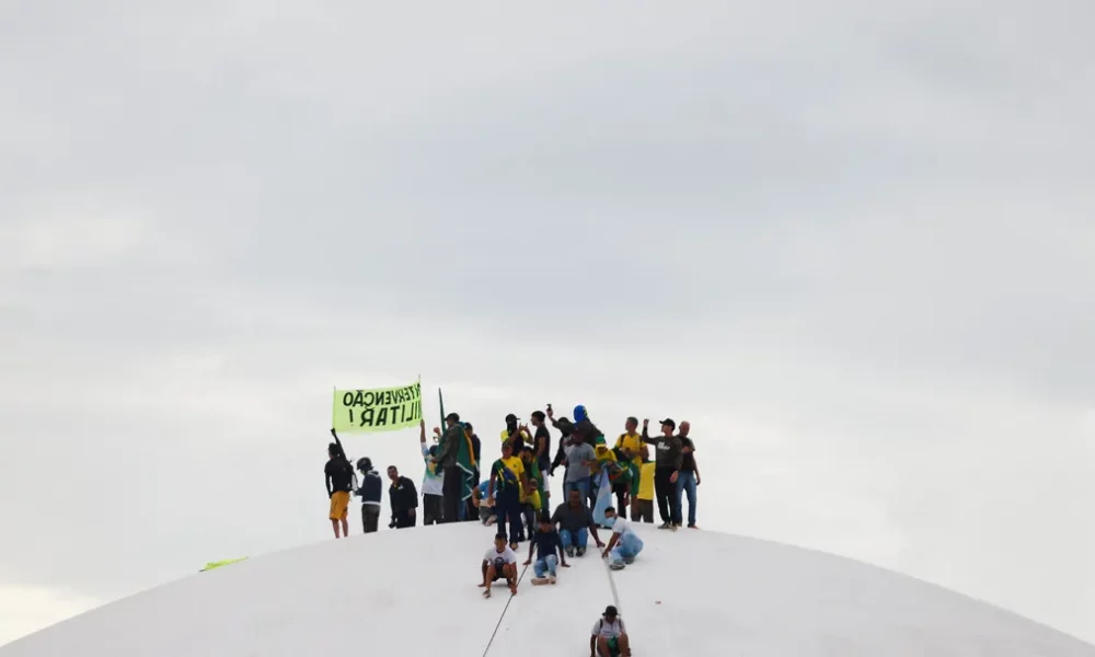 2023-01-09t010334z-976712012-rc2lmy9gqlqx-rtrmadp-3-brazil-politics-violence