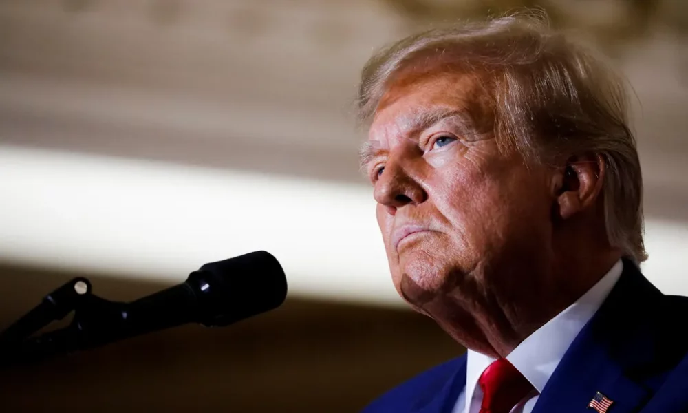 2023-04-05t005017z-1011099925-rc2080arlp27-rtrmadp-3-usa-trump 2023-04-05t005017z-1011099925-rc2080arlp27-rtrmadp-3-usa-trump