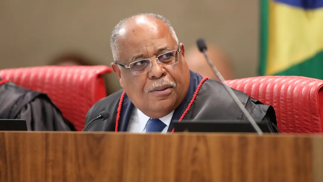 Julgamento de Jair Bolsonaro no TSE: veja os principais pontos do voto do relator