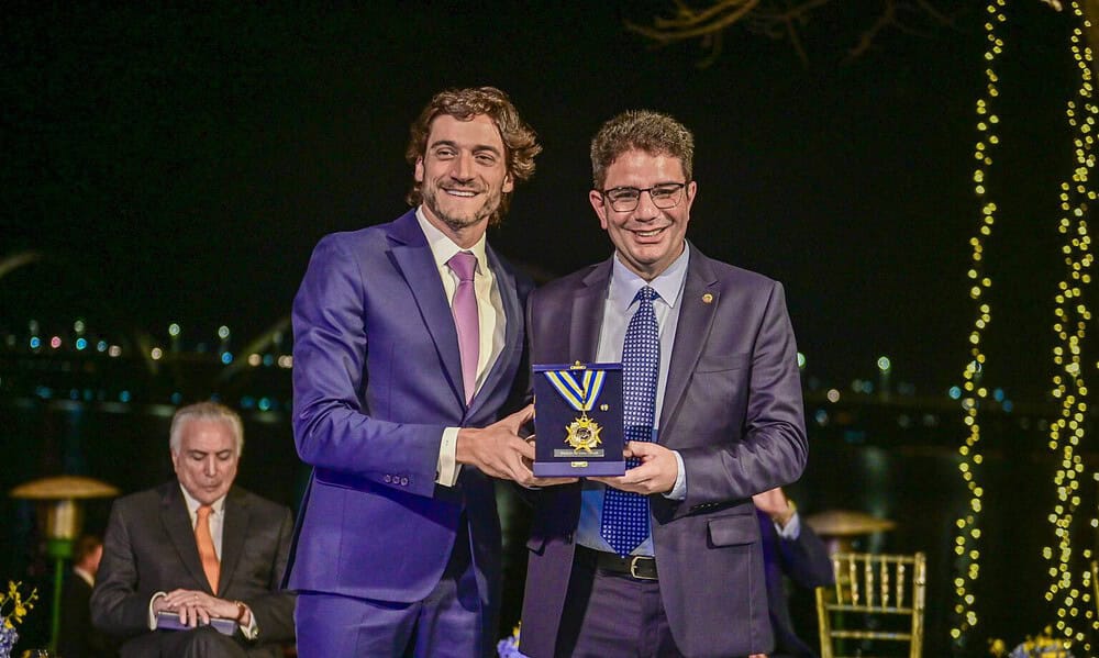 Gov-2-1536×1023 Gov-2-1536x1023