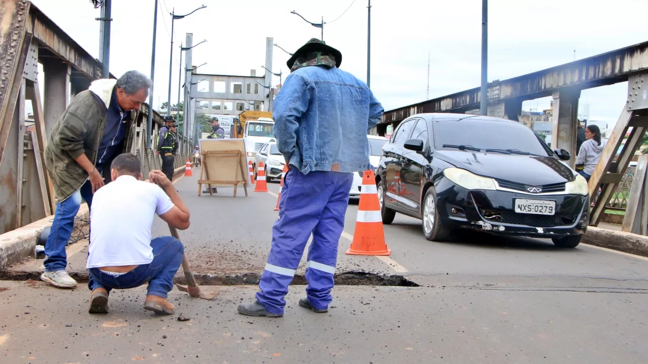 Ponte Metálica rompe solda na junta dilatadora e deve ficar parcialmente interditada