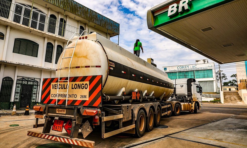 POSTO-GASOLINA-SERGIO-VALE-1 POSTO-GASOLINA-SERGIO-VALE-1