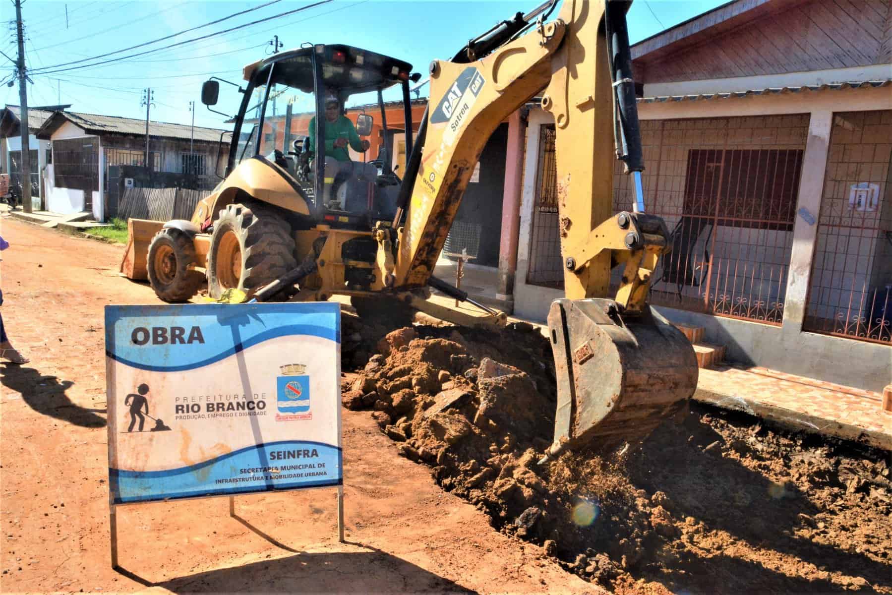 Programa Recupera Rio Rranco avança nos bairros atingidos pela cheia do rio Acre