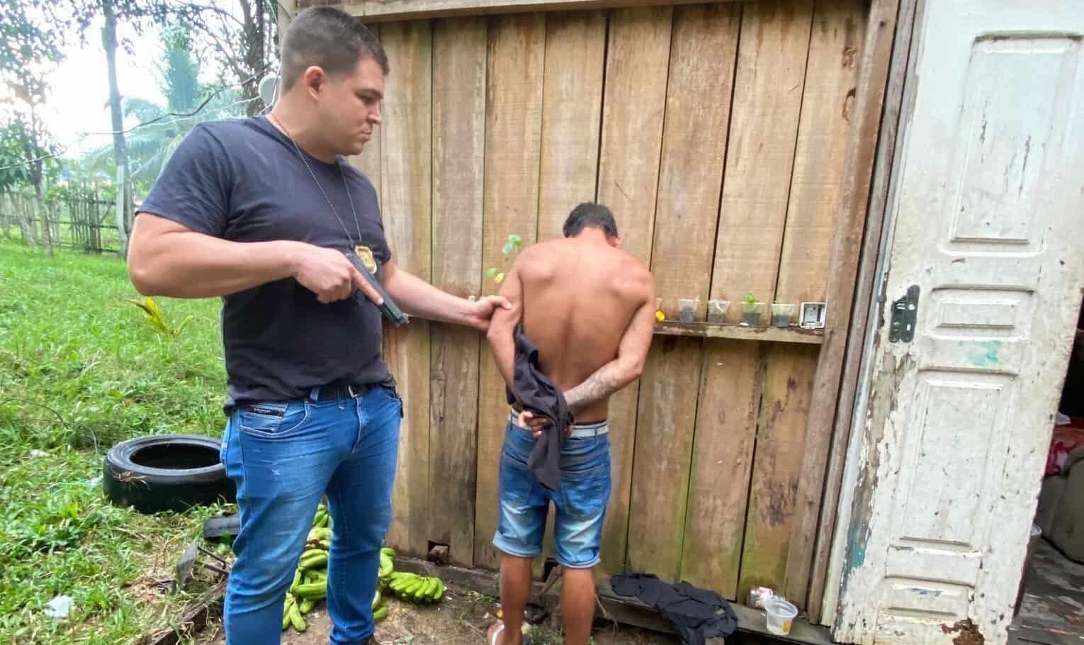 Homem é preso em flagrante com motosserra de R$ 5 mil furtada na Vila Jorge Kalume, em Rio Branco