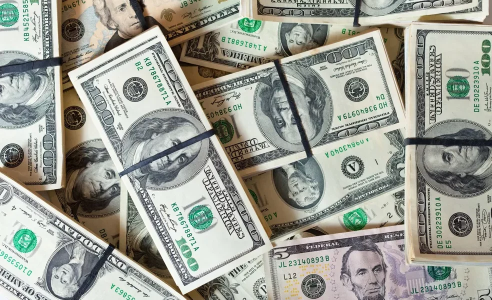 fundo-de-notas-de-dolares-1- (1) fundo-de-notas-de-dolares-1- (1)