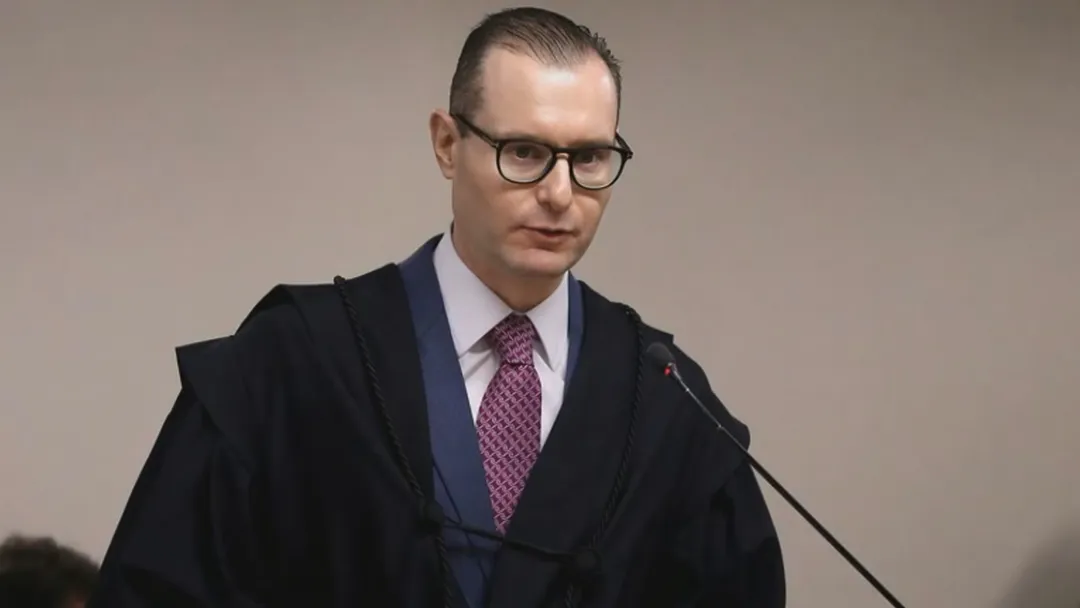 Davi Alcolumbre marca para 21 de junho sabatina de Cristiano Zanin, indicado ao STF