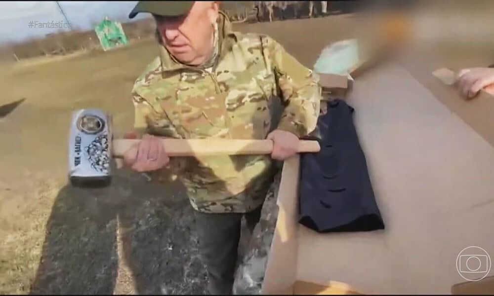 prigozhin-lider-do-grupo-wagner-usa-martelo-como-ferramenta-de-tortura-e-poder prigozhin-lider-do-grupo-wagner-usa-martelo-como-ferramenta-de-tortura-e-poder