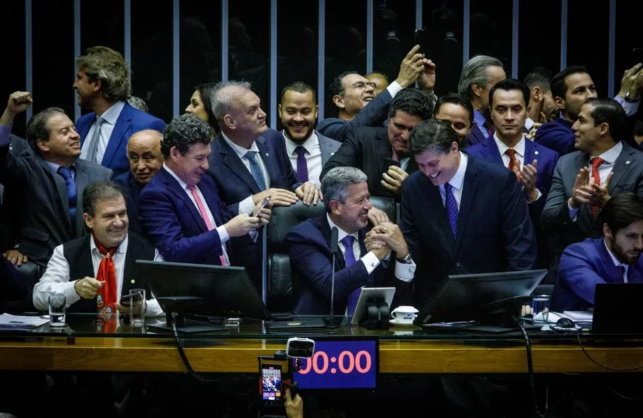 103585896-eco-brasilia-df-06-07-2023-votacao-reforma-tributaria-na-camara-dos-deputados-rela-1- 103585896-eco-brasilia-df-06-07-2023-votacao-reforma-tributaria-na-camara-dos-deputados-rela-1-