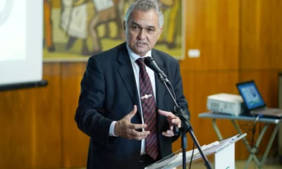 1661_66A0906BE30B21C3