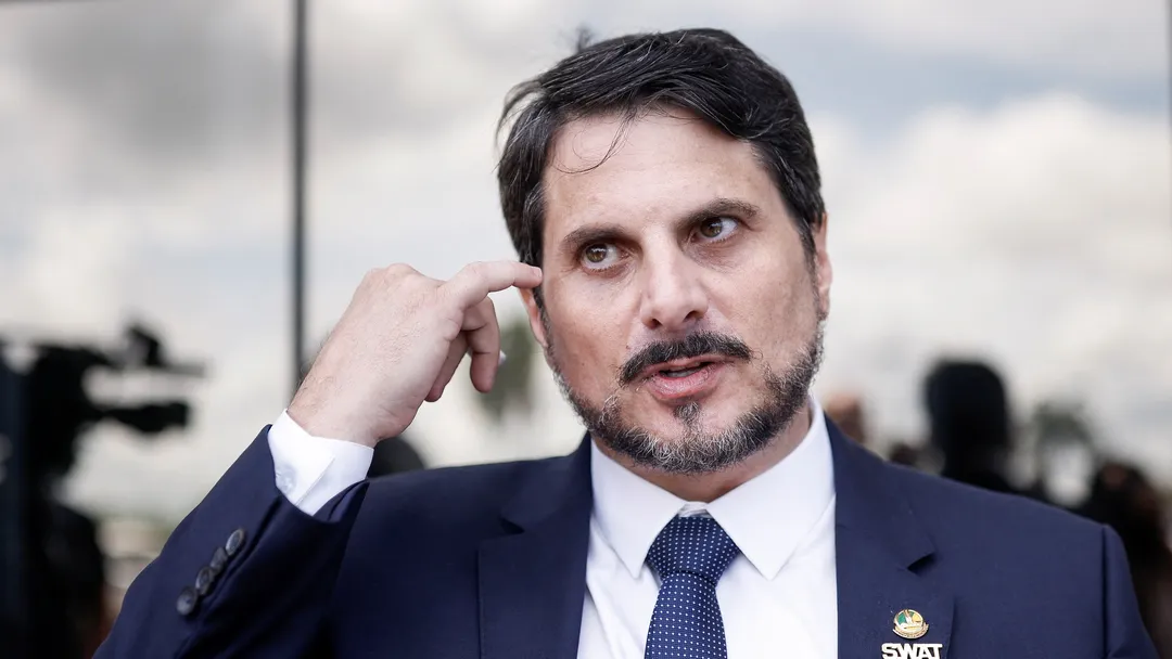 Relatório da PF detalha conversa de Marcos do Val sobre suposto plano golpista