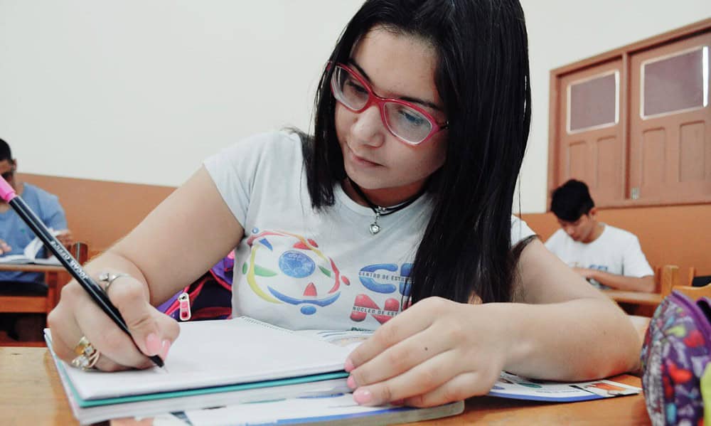 Aluna-CEL-1536×1017 Aluna-CEL-1536x1017