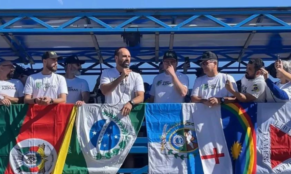 EDUARDO-BOLSONARO-PRO-ARMAS EDUARDO-BOLSONARO-PRO-ARMAS