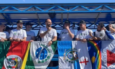 EDUARDO-BOLSONARO-PRO-ARMAS