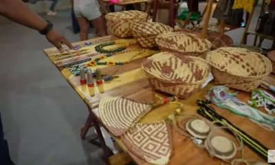 INDIGENAS–jpg INDIGENAS--jpg