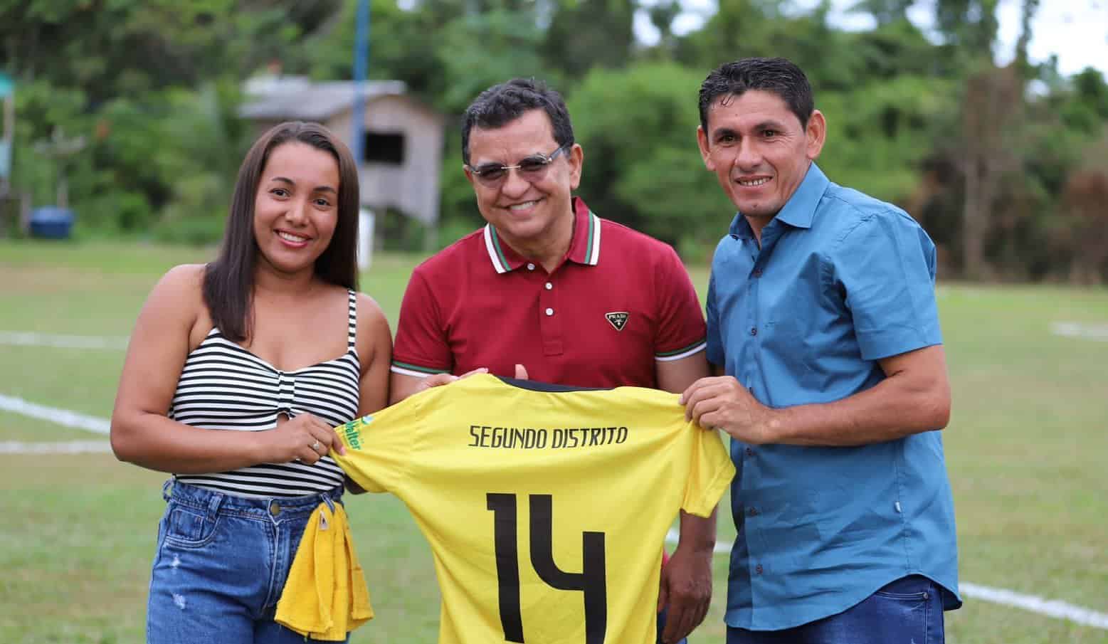 Com apoio de Luiz Gonzaga, Porto Walter realiza o maior campeonato feminino de futebol do Acre