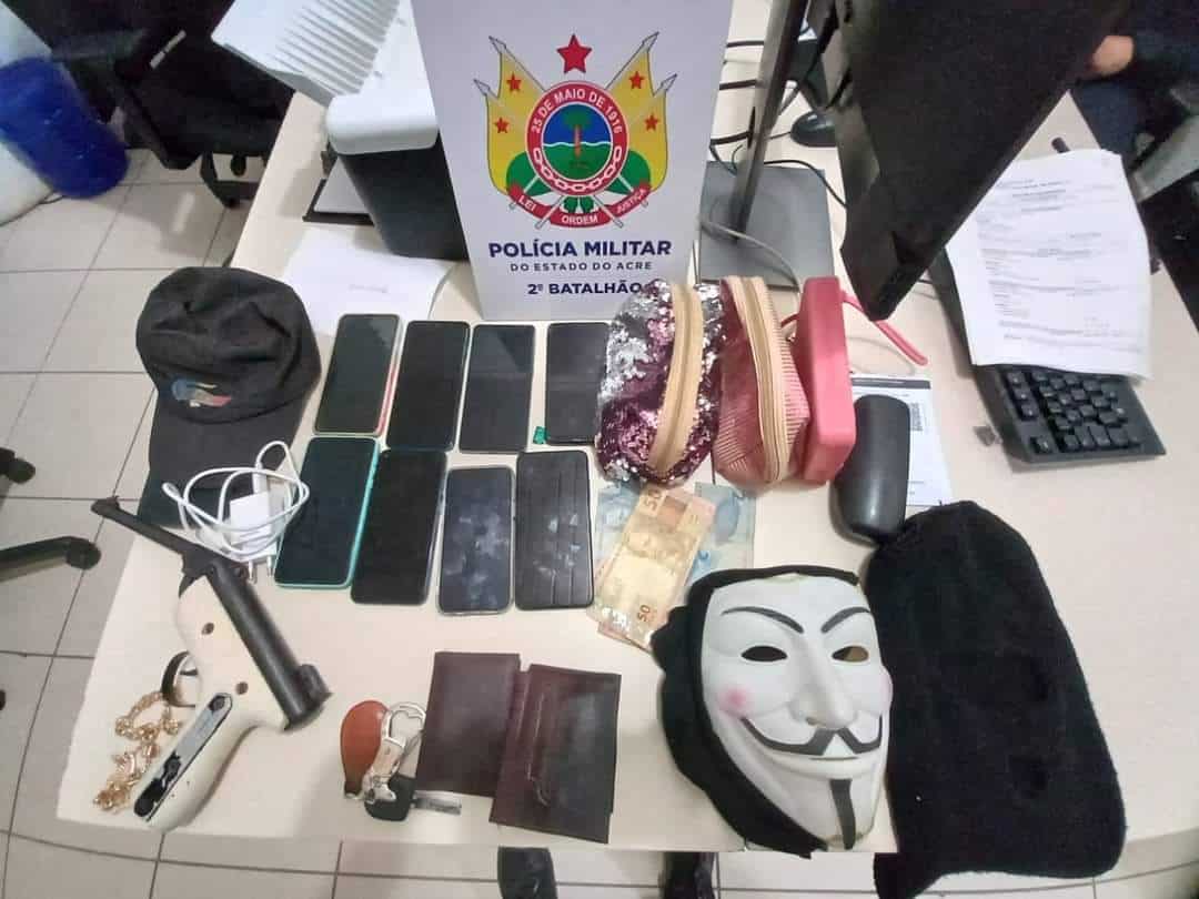 Envolvidos em vários roubos e sequestro relâmpago são presos em Rio Branco