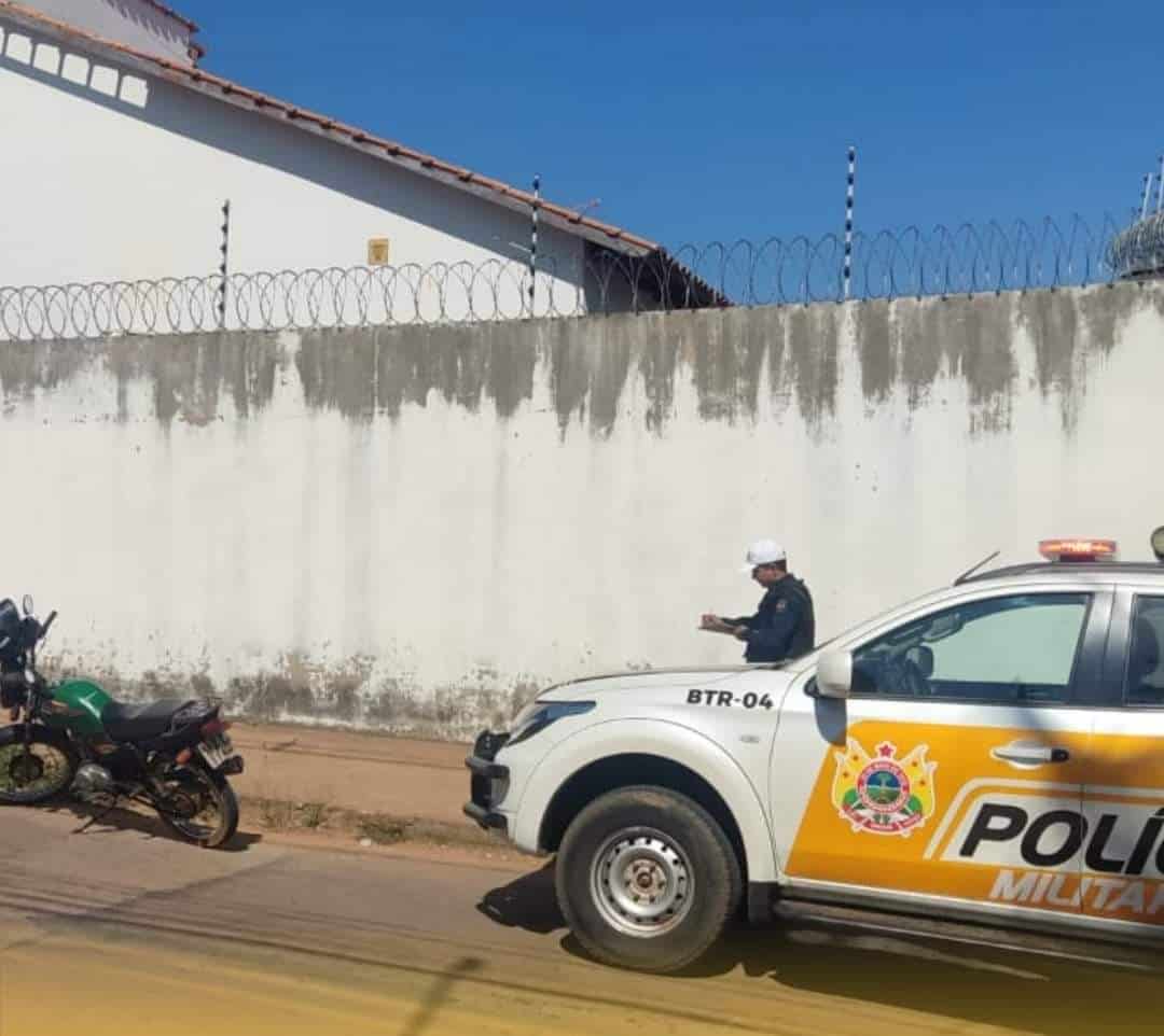 Militares do BPTran recuperam veículo roubado no bairro Placas
