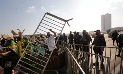 age20210907004 age20210907004