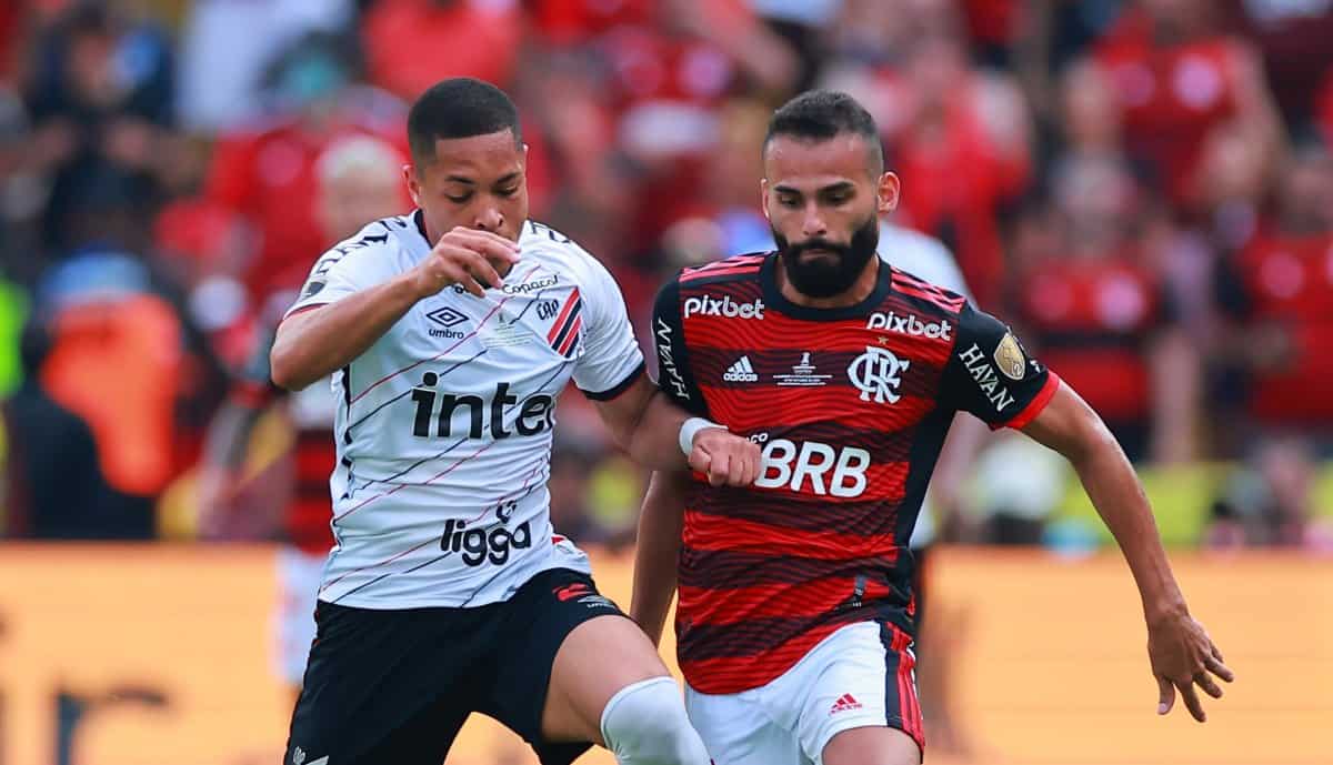  Athletico-PR e Flamengo entram em campo pela Copa do Brasil