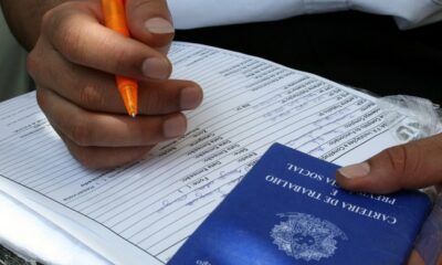 carteira-de-trabalho carteira-de-trabalho